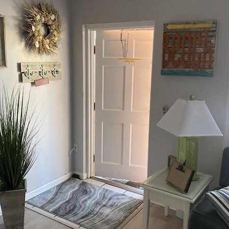 Beachfront Condo On Quiet Treasure Island- 1 Bed St. Pete Beach Eksteriør bilde