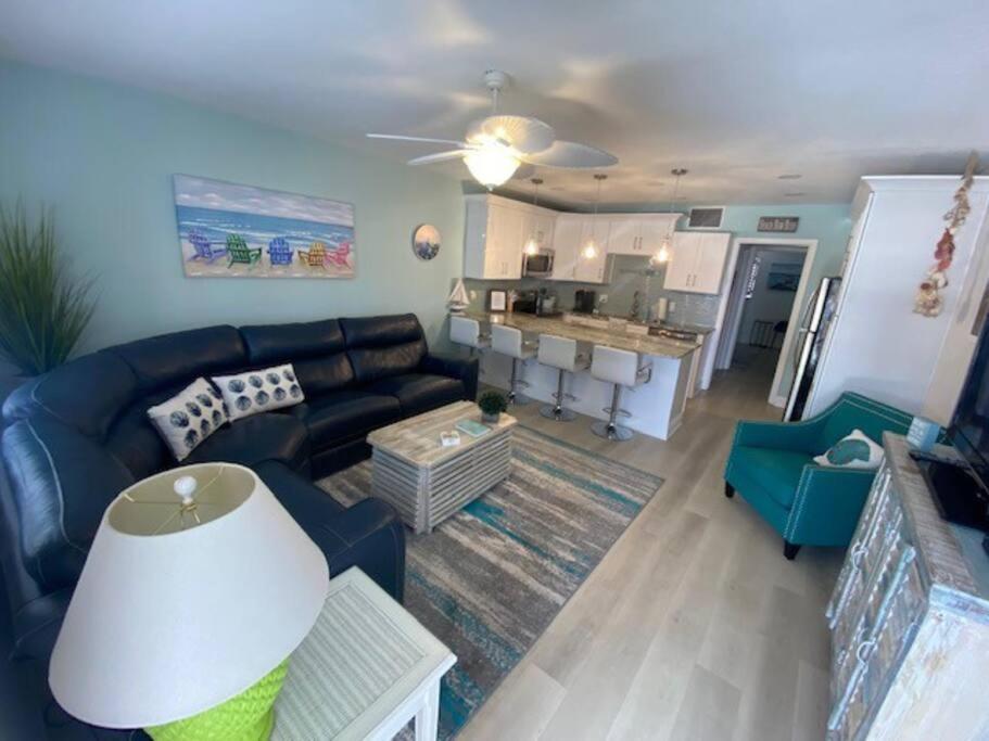 Beachfront Condo On Quiet Treasure Island- 1 Bed St. Pete Beach Eksteriør bilde