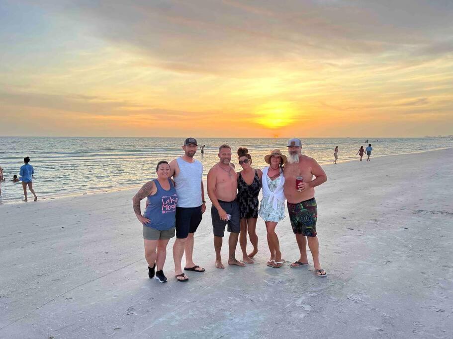 Beachfront Condo On Quiet Treasure Island- 1 Bed St. Pete Beach Eksteriør bilde