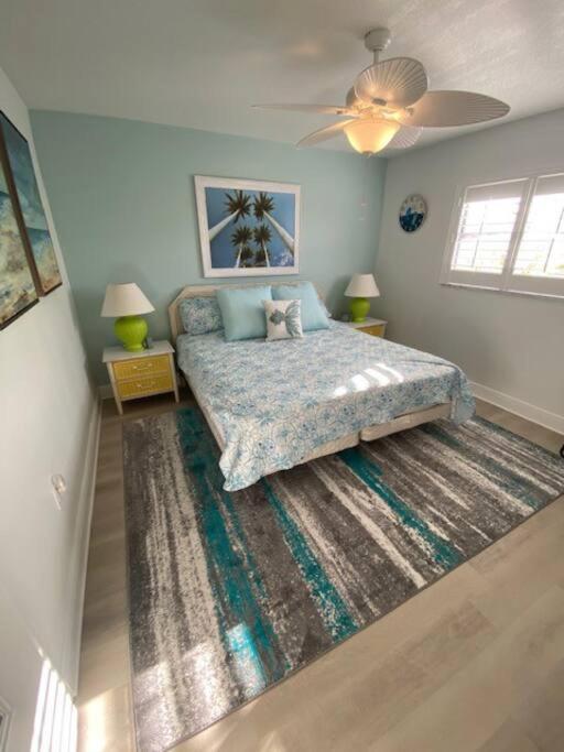 Beachfront Condo On Quiet Treasure Island- 1 Bed St. Pete Beach Eksteriør bilde
